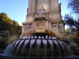 fuente plaza-españa-madrid